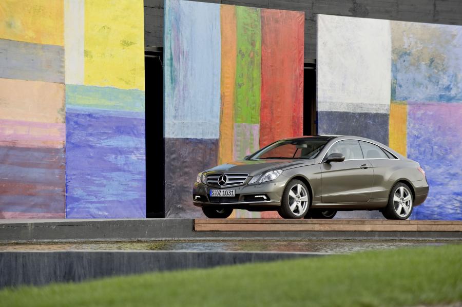 Mercedes-Benz E-Class Coupe 2010 года  (фото 67 из 84)